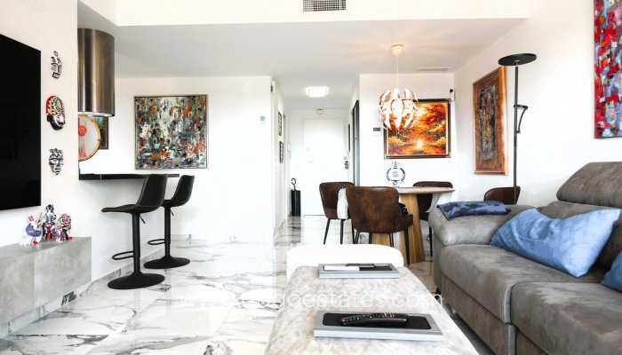 Te koop - Appartement - Appartement op de middelste verdieping - Orihuela - Los Dolses