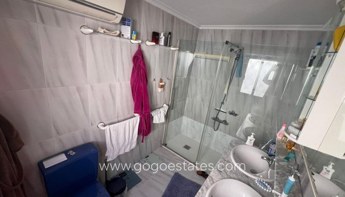 Te koop - Huis - Vrijstaande Villa - La Nucía - La Nucia Centro