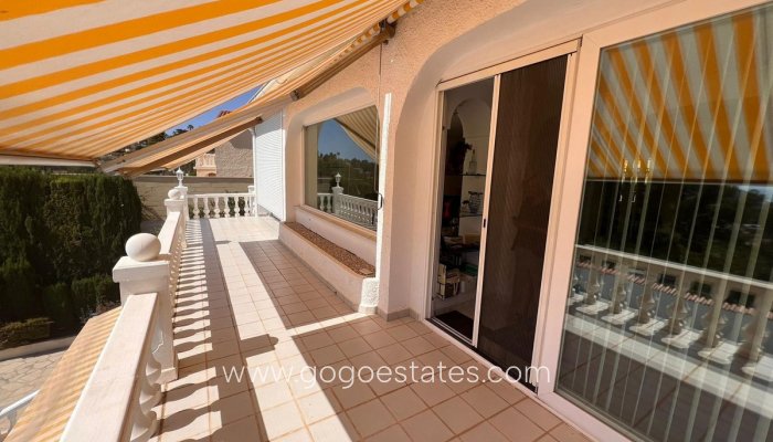 Te koop - Huis - Vrijstaande Villa - La Nucía - La Nucia Centro