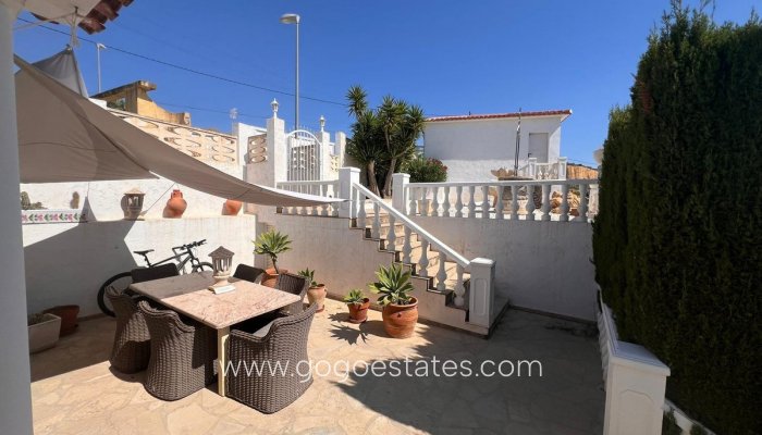 Te koop - Huis - Vrijstaande Villa - La Nucía - La Nucia Centro