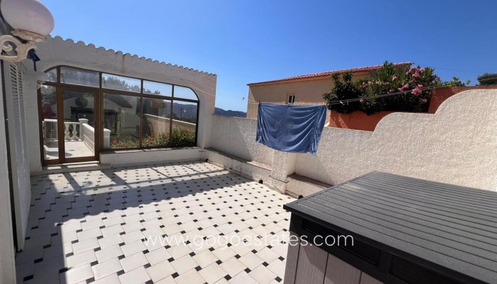 Te koop - Huis - Vrijstaande Villa - La Nucía - La Nucia Centro