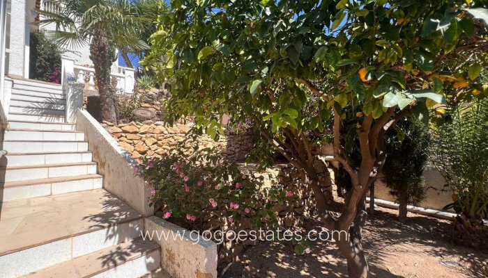 Te koop - Huis - Vrijstaande Villa - La Nucía - La Nucia Centro