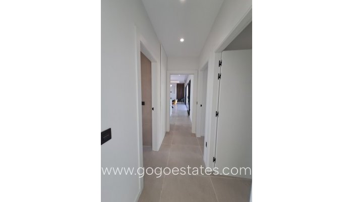 Te koop - Huis - Vrijstaande Villa - Polop - Polop Centro