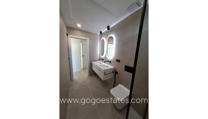 Te koop - Huis - Vrijstaande Villa - Polop - Polop Centro