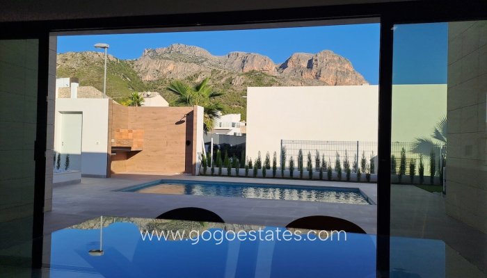 Te koop - Huis - Vrijstaande Villa - Polop - Polop Centro