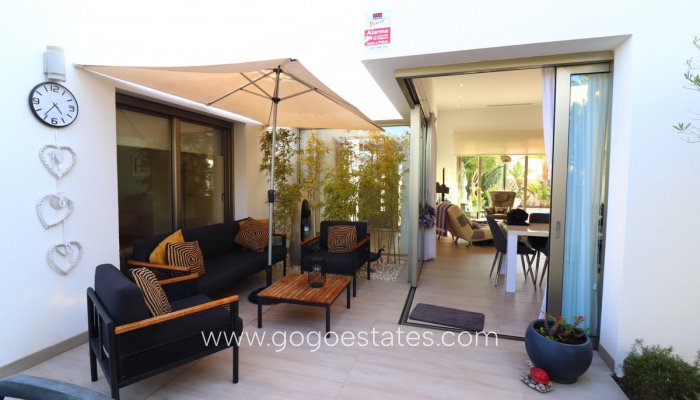 Venta - Casa - Chalet Independiente - Benijofar