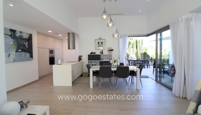 Venta - Casa - Chalet Independiente - Benijofar