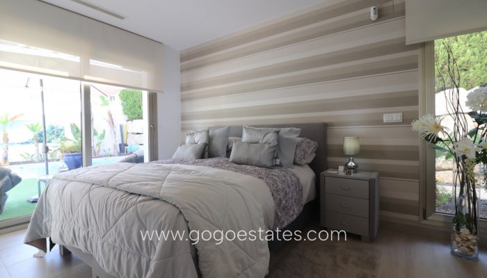 Venta - Casa - Chalet Independiente - Benijofar