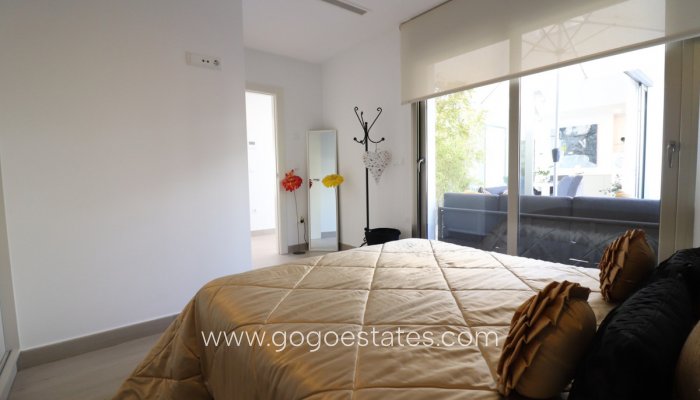 Venta - Casa - Chalet Independiente - Benijofar