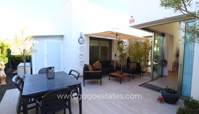 Venta - Casa - Chalet Independiente - Benijofar