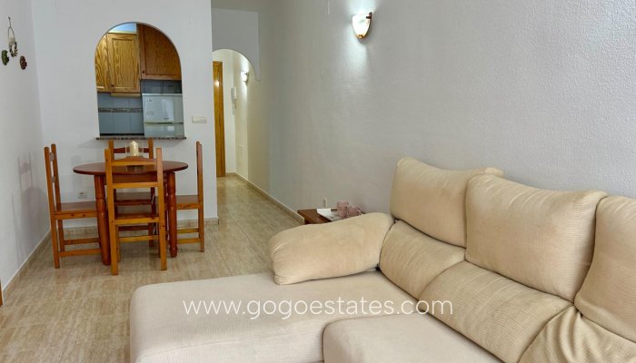Resale - Apartment - Middle Floor Apartment - Torrevieja - Torrevieja Centro