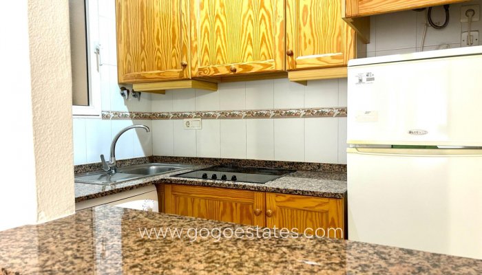 Resale - Apartment - Middle Floor Apartment - Torrevieja - Torrevieja Centro