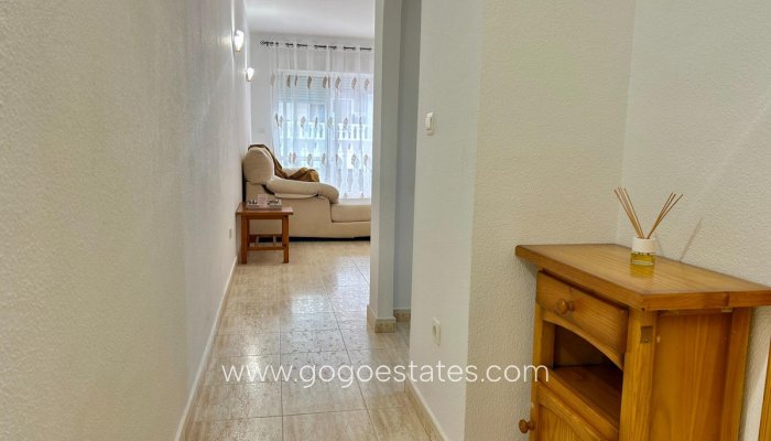 Resale - Apartment - Middle Floor Apartment - Torrevieja - Torrevieja Centro