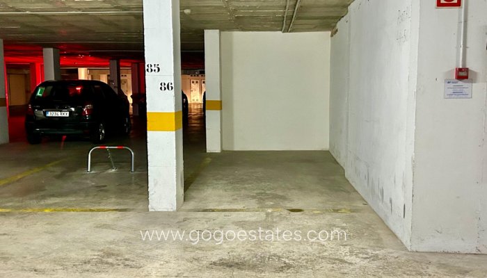 Resale - Apartment - Middle Floor Apartment - Torrevieja - Torrevieja Centro