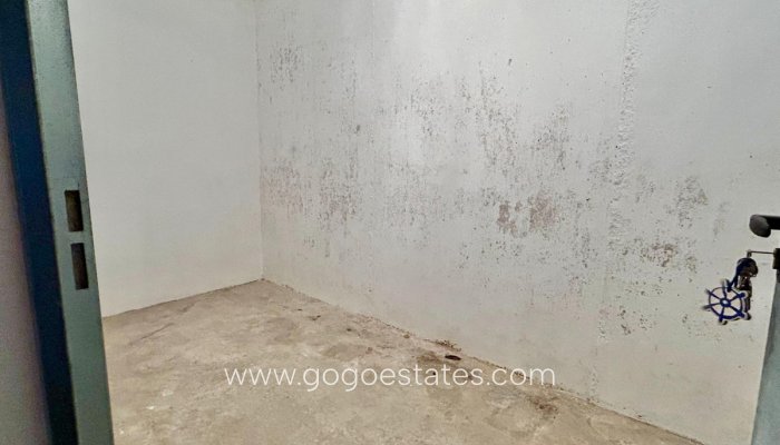 Resale - Apartment - Middle Floor Apartment - Torrevieja - Torrevieja Centro