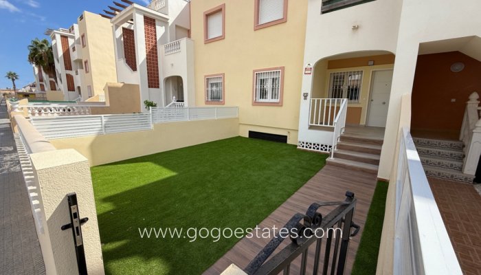 Te koop - Huis - Bungalow - Orihuela - Orihuela Centro