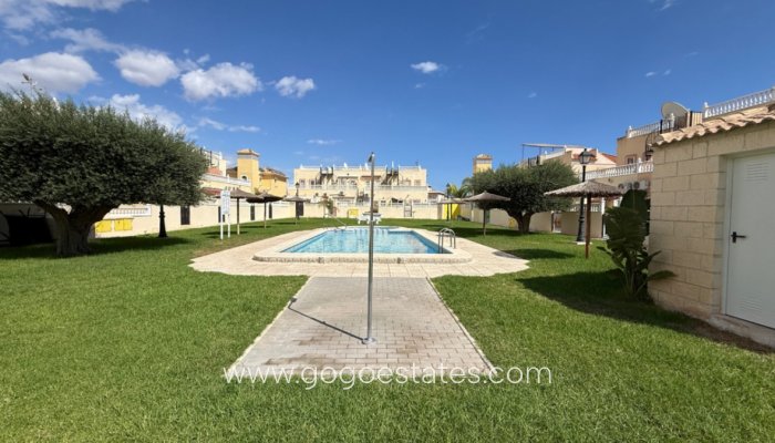 Te koop - Huis - Bungalow - Orihuela - Orihuela Centro