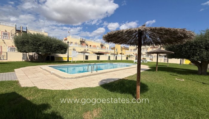 Te koop - Huis - Bungalow - Orihuela - Orihuela Centro