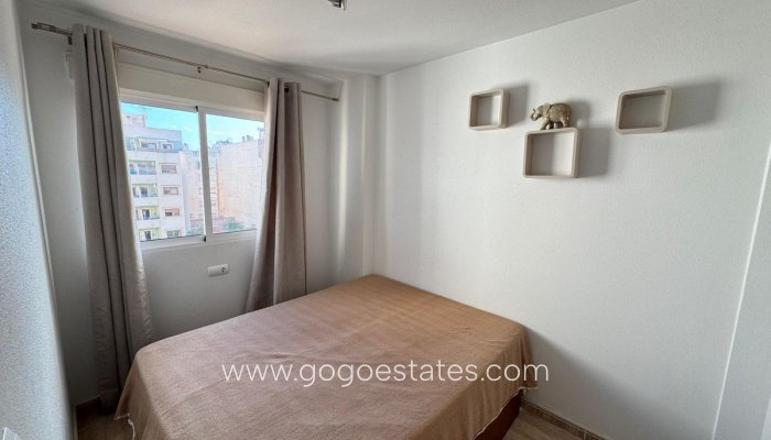 Te koop - Appartement - Appartement op de middelste verdieping - Alicante - Parque de las Naciones