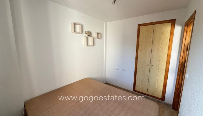 Te koop - Appartement - Appartement op de middelste verdieping - Alicante - Parque de las Naciones