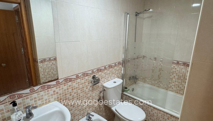 Te koop - Appartement - Appartement op de middelste verdieping - Alicante - Parque de las Naciones