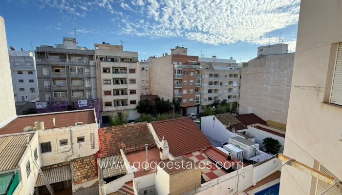 Te koop - Appartement - Appartement op de middelste verdieping - Alicante - Parque de las Naciones