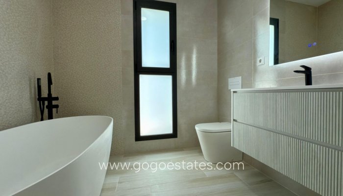 Te koop - Huis - Vrijstaande Villa - Muchamiel - Muchamiel Centro