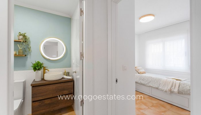 Te koop - Huis - Bungalow - Orihuela - Villamartin