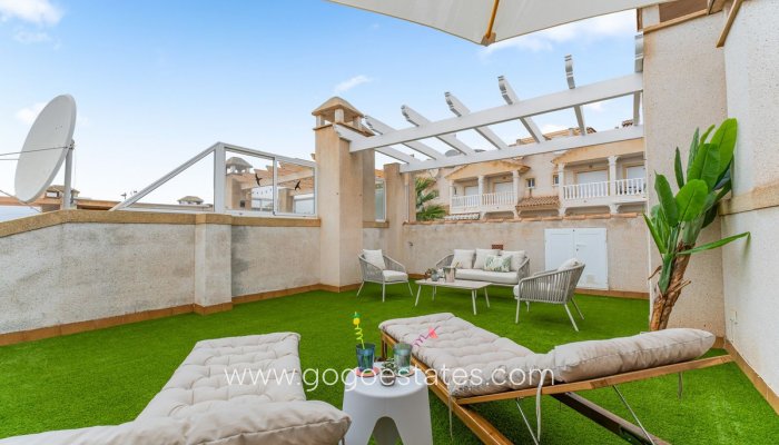 Te koop - Huis - Bungalow - Orihuela - Villamartin