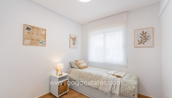 Te koop - Huis - Bungalow - Orihuela - Villamartin