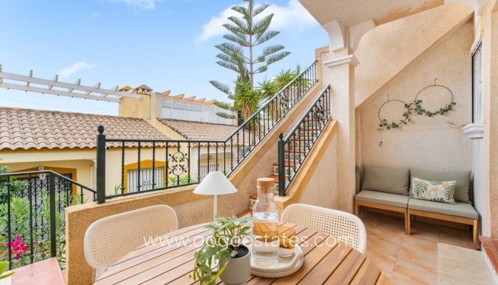 Te koop - Huis - Bungalow - Orihuela - Villamartin