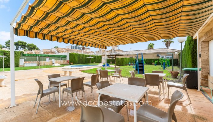 Te koop - Huis - Bungalow - Orihuela - Villamartin