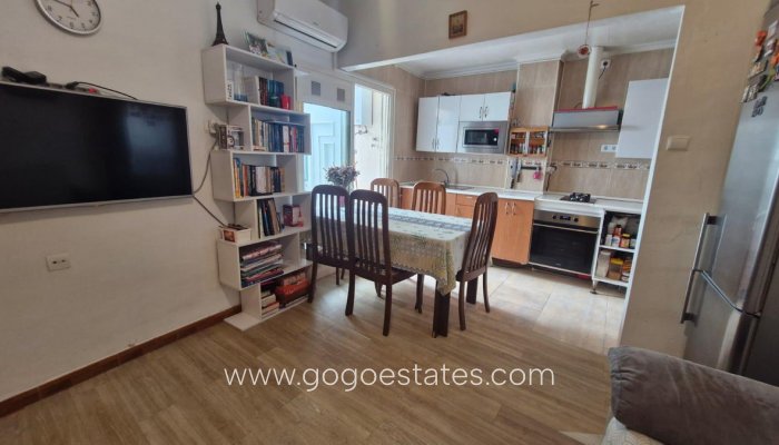 Te koop - Appartement - Appartement op de middelste verdieping - Alicante - Alicante Centro