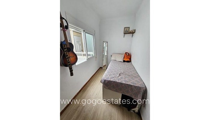 Te koop - Appartement - Appartement op de middelste verdieping - Alicante - Alicante Centro