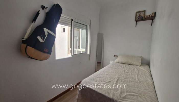 Te koop - Appartement - Appartement op de middelste verdieping - Alicante - Alicante Centro