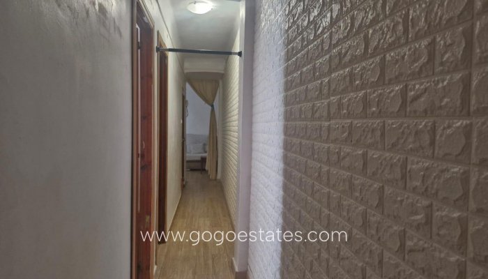 Te koop - Appartement - Appartement op de middelste verdieping - Alicante - Alicante Centro