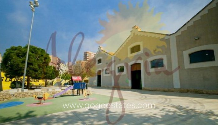 Te koop - Appartement - Appartement op de middelste verdieping - Alicante - Alicante Centro