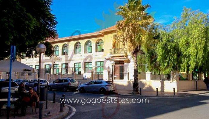 Te koop - Appartement - Appartement op de middelste verdieping - Alicante - Alicante Centro