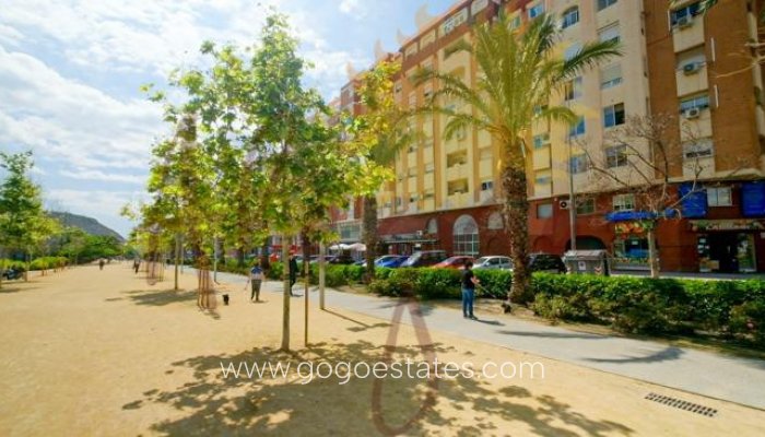 Te koop - Appartement - Appartement op de middelste verdieping - Alicante - Alicante Centro