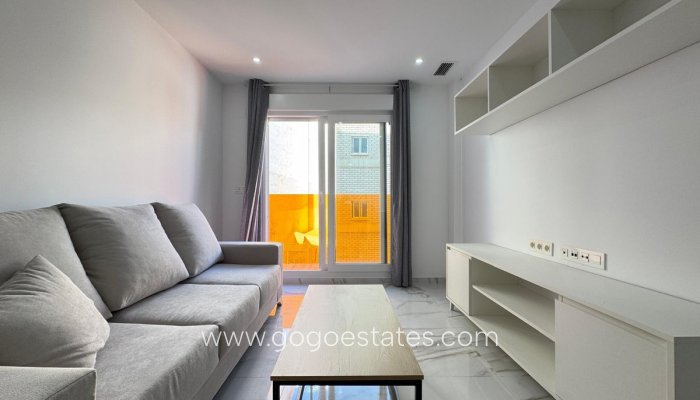 Te koop - Appartement - Appartement op de middelste verdieping - Torrevieja - Torrevieja Centro