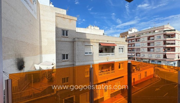 Te koop - Appartement - Appartement op de middelste verdieping - Torrevieja - Torrevieja Centro