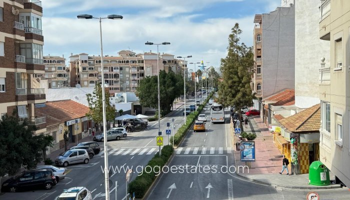 Te koop - Appartement - Appartement op de middelste verdieping - Torrevieja - Torrevieja Centro