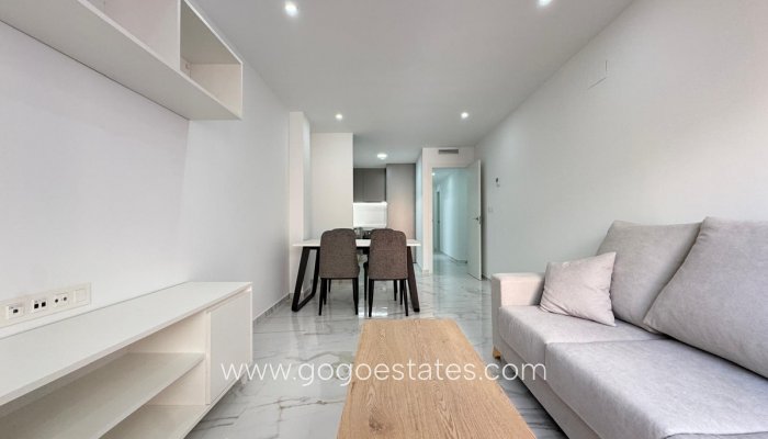 Te koop - Appartement - Appartement op de middelste verdieping - Torrevieja - Torrevieja Centro