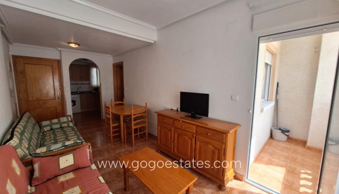 Te koop - Appartement - Appartement op de middelste verdieping - Torrevieja - Torrevieja Centro