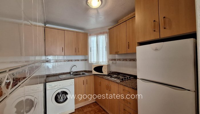 Te koop - Appartement - Appartement op de middelste verdieping - Torrevieja - Torrevieja Centro