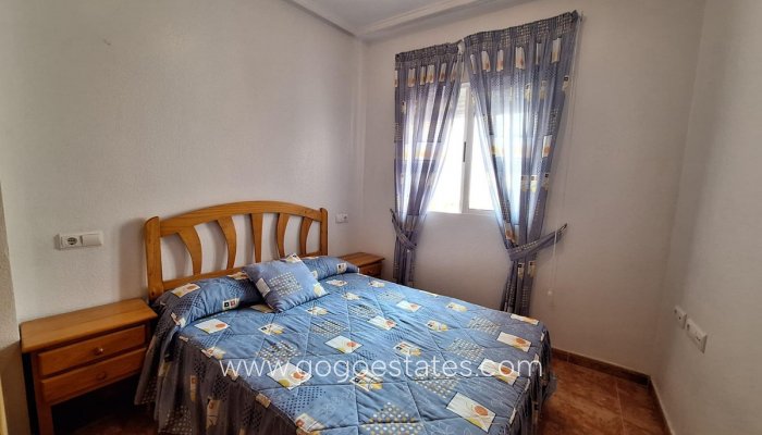 Te koop - Appartement - Appartement op de middelste verdieping - Torrevieja - Torrevieja Centro