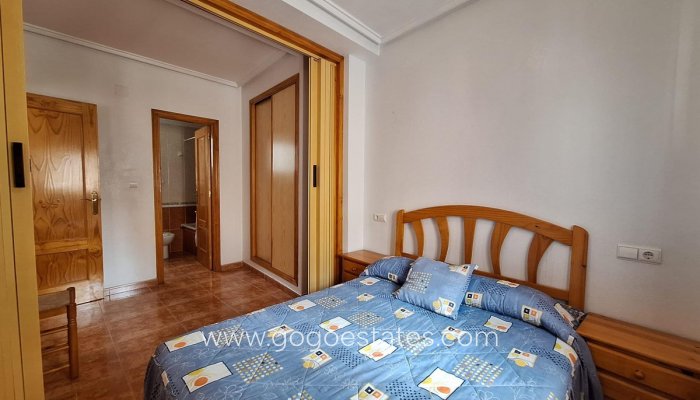 Te koop - Appartement - Appartement op de middelste verdieping - Torrevieja - Torrevieja Centro