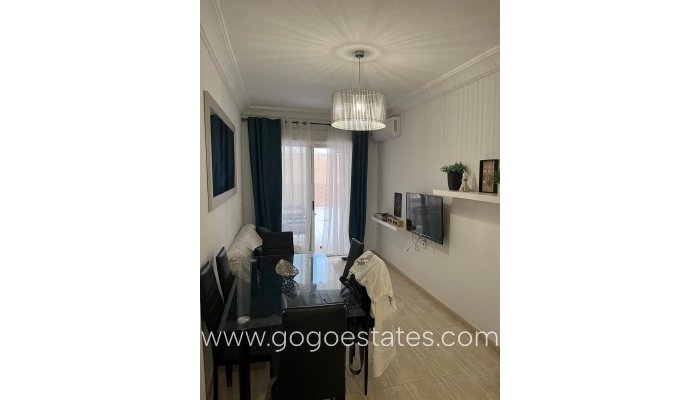 Te koop - Appartement - Appartement op de middelste verdieping - Torrevieja - Torrevieja Centro