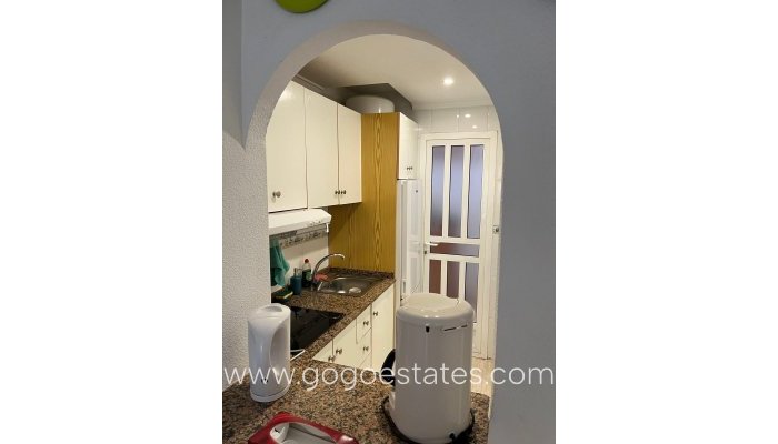 Te koop - Appartement - Appartement op de middelste verdieping - Torrevieja - Torrevieja Centro