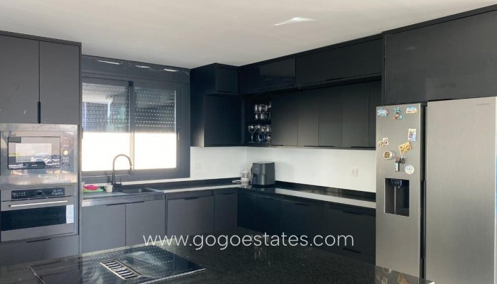 Resale - House - Bungalow - Finestrat